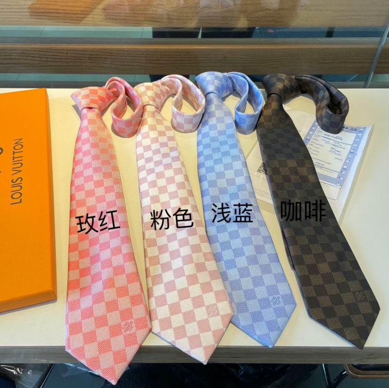 LV Tie hm06